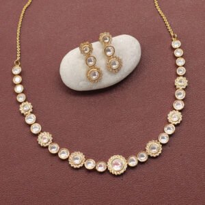 Ekamukha Kundan Necklace Set White