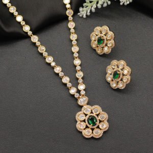 Ekarishi Kundan Pendant Set Green