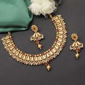 Ekama Antique Necklace Set Maroon