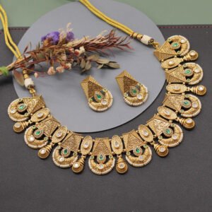 Ekaparnika Antique Necklace Set Green