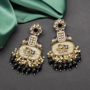 Eshani Kundan Earring Black